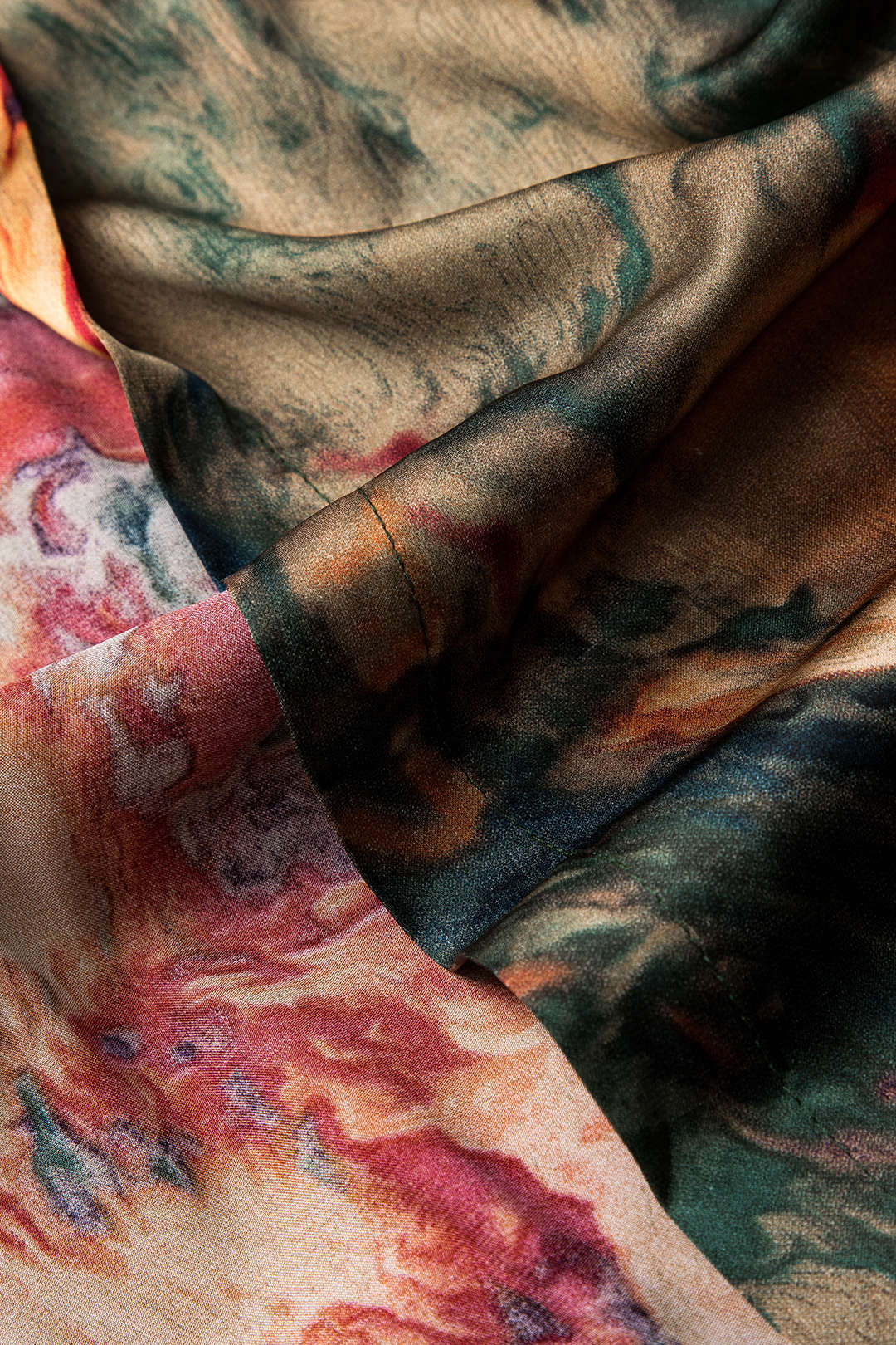 Plus Size Abstract Print Satin Tie Front Skirt