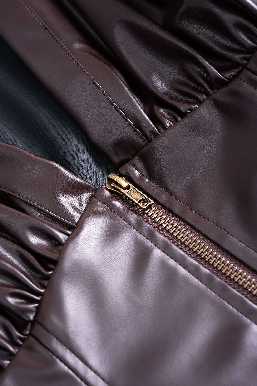 Faux Leather Zip-up V-Neck Long Sleeve Waist-Cinching Top