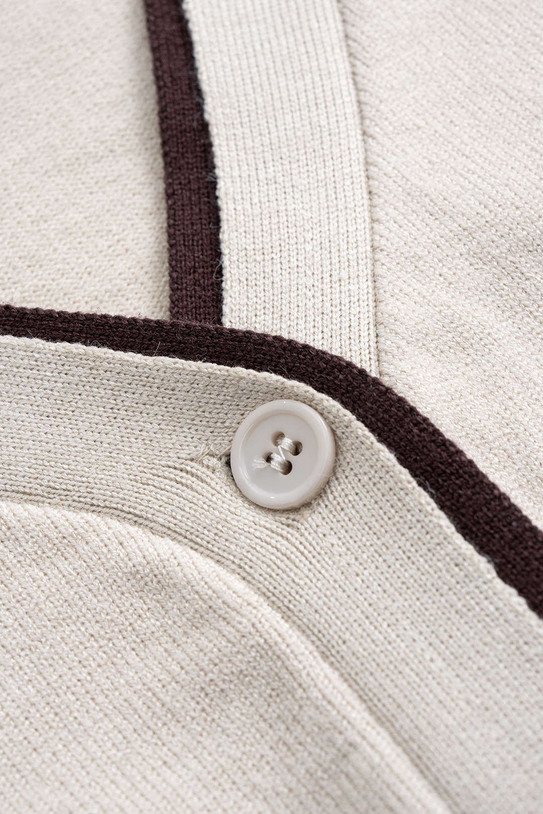 Knit Contrast Button V-Neck Long-Sleeve Top