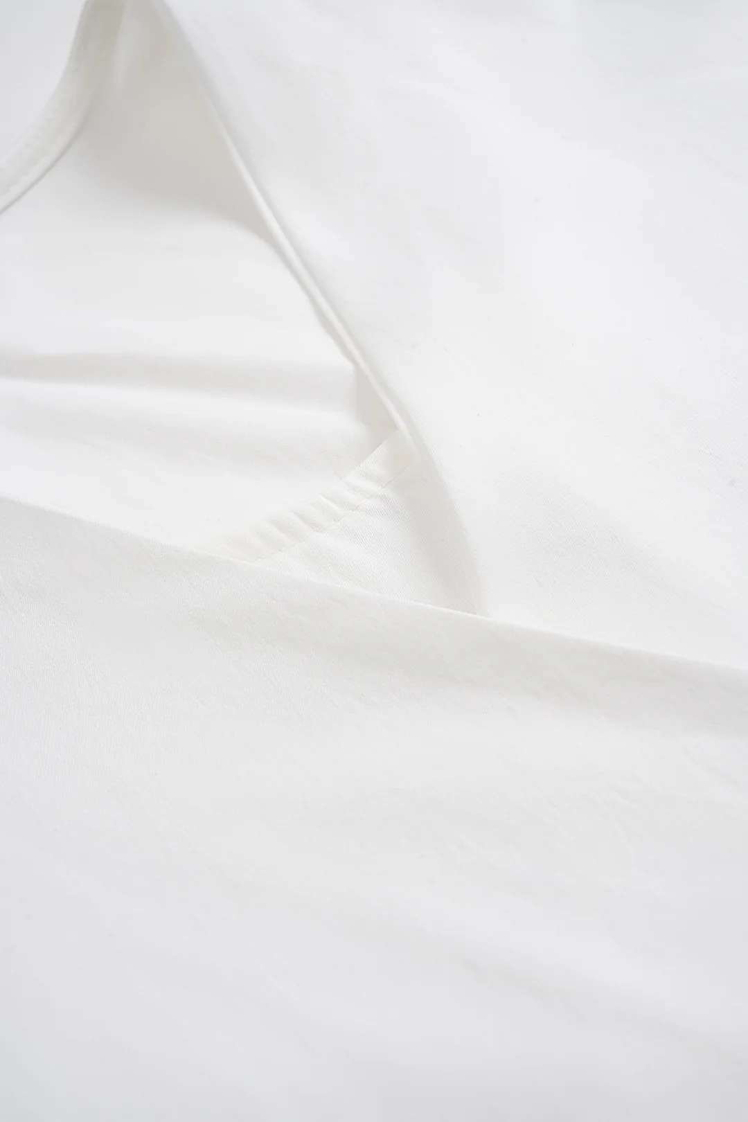 Crossed Tie-Up V-Neck Short-Sleeve Top