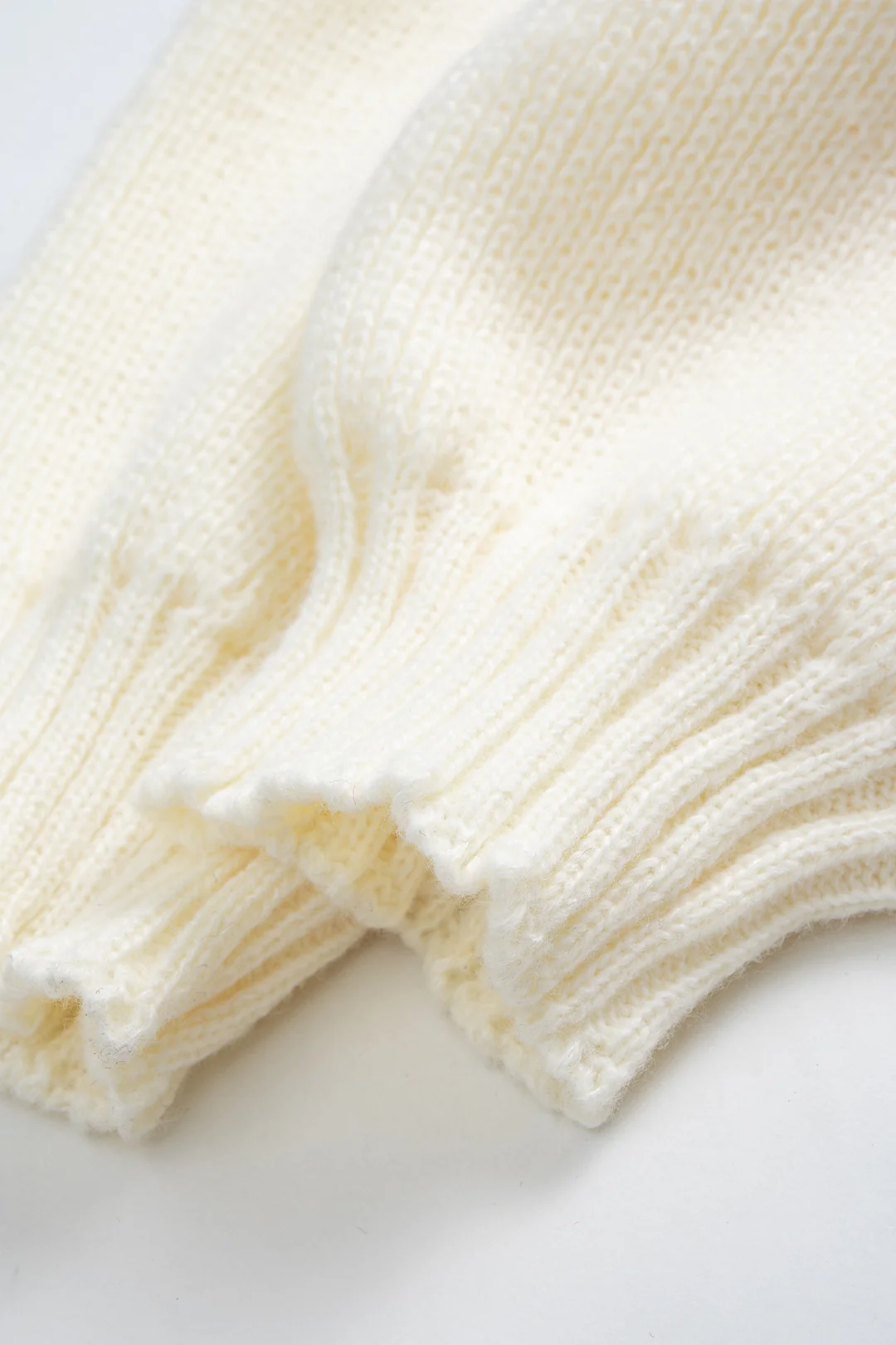 Knit V-Neck Long-Sleeve Top