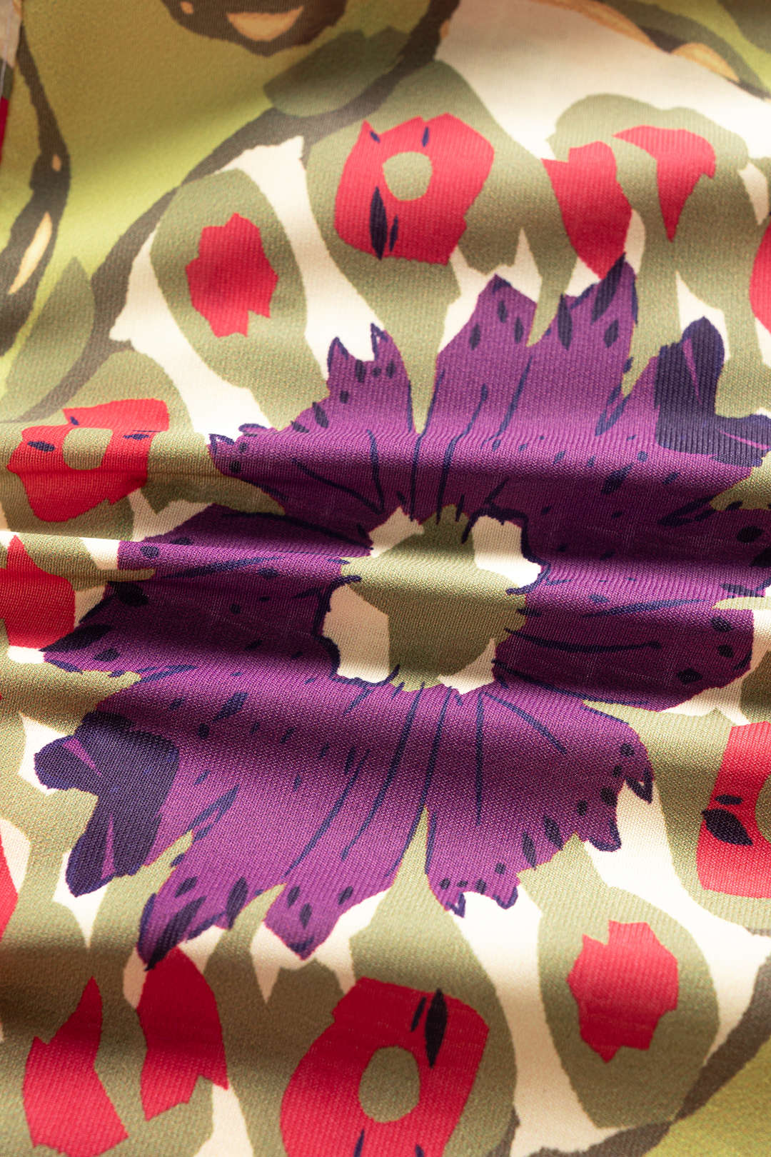 Retro Print Strapless Shirred Tube Top