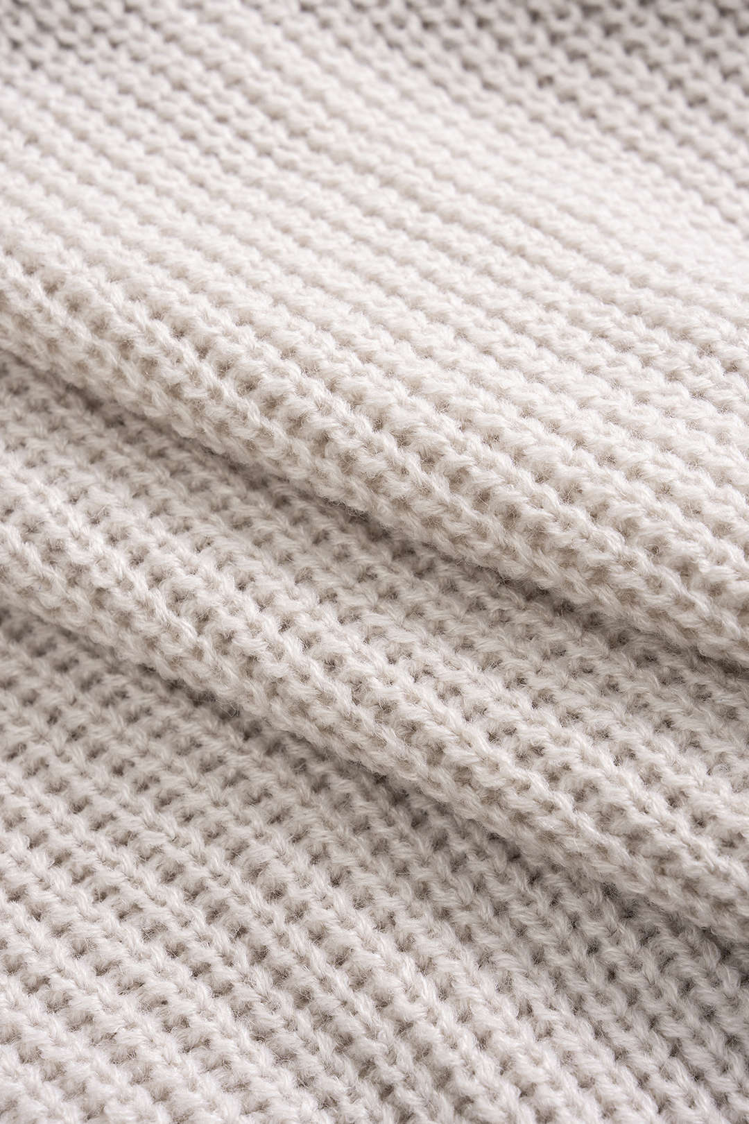 Knit V-Neck Long-Sleeve Top