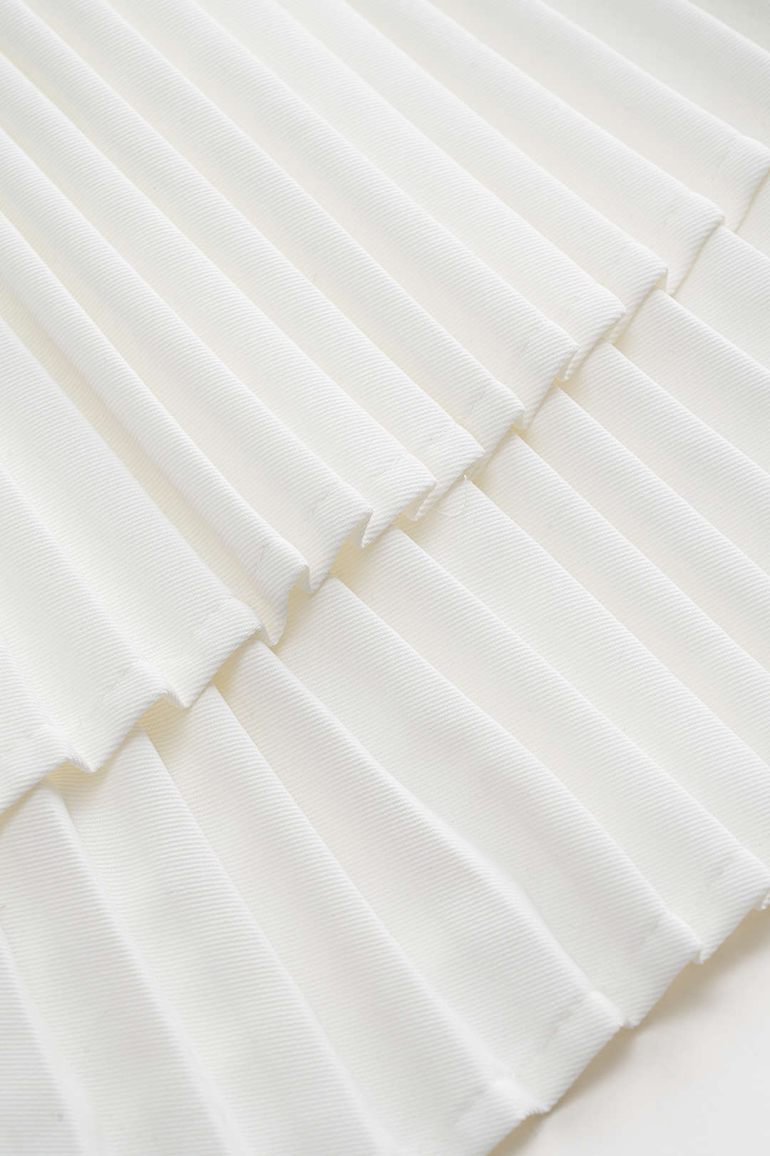 Solid Pleated Backless Mini Dress