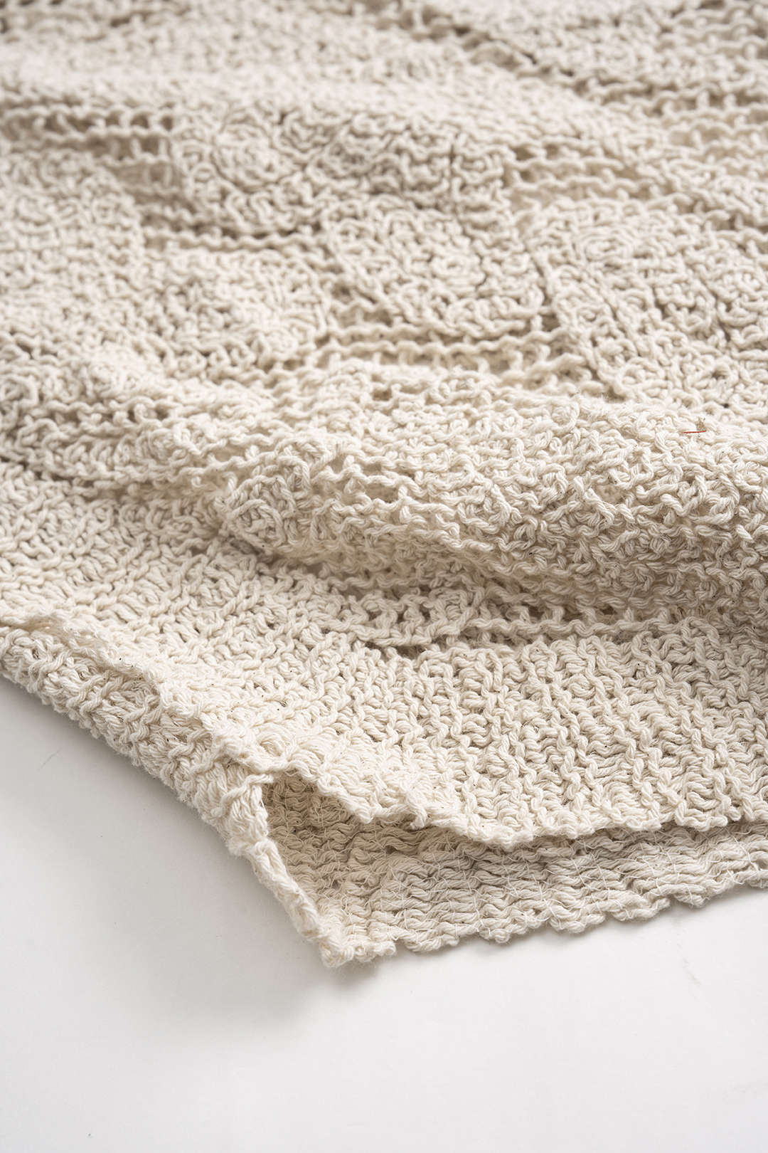 Knit Cut-Out Sleeveless Tank Top