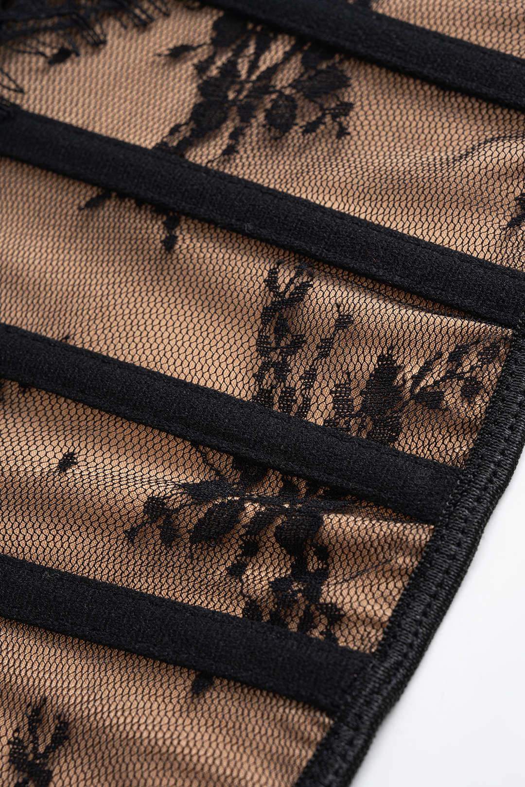 Halter Neck Backless Cut-Out Hook-and-Eye Tank Top