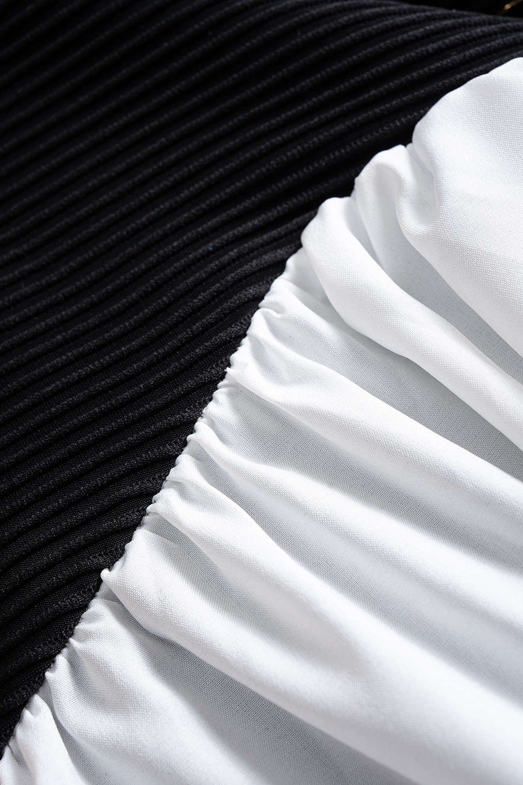 Halter Neck Contrast Metallic Decor Backless Ruched Maxi Dress