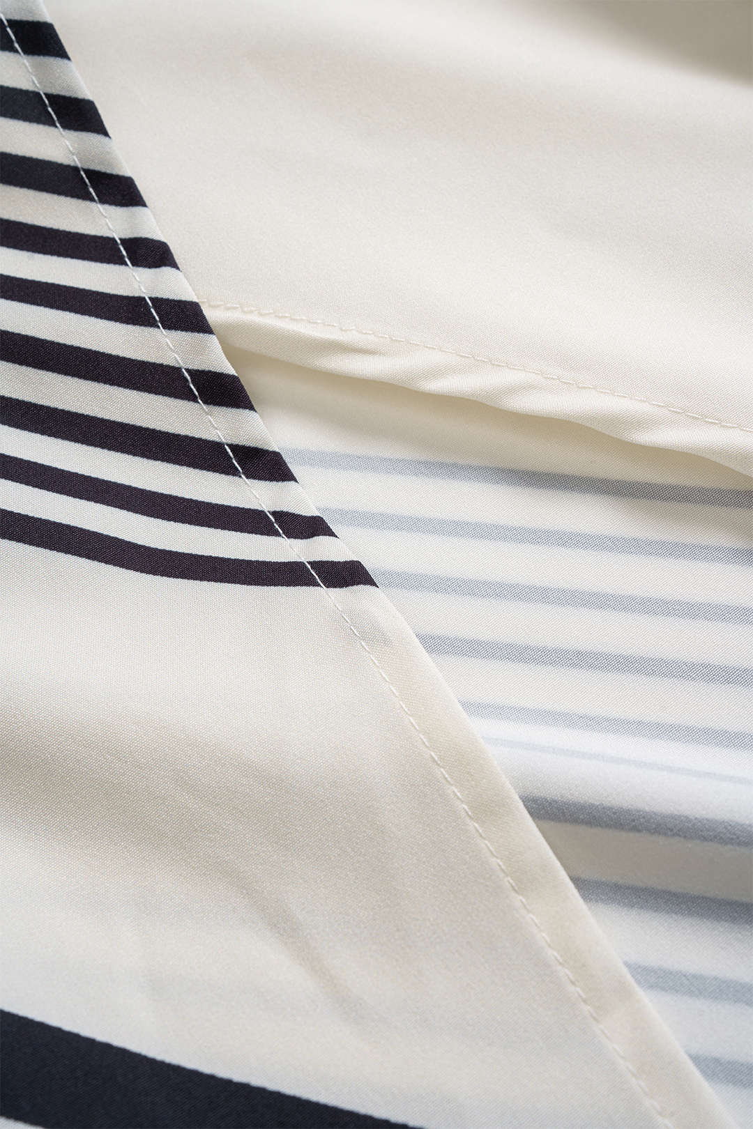 Striped Contrast Print Knotted Skirt