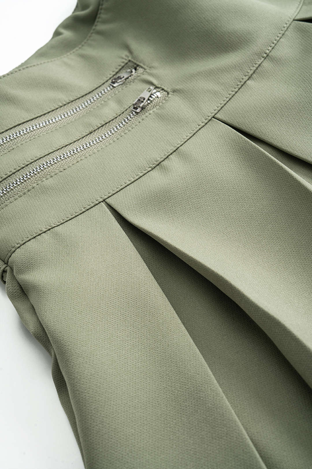 Zipper Detail Ruched Skirt