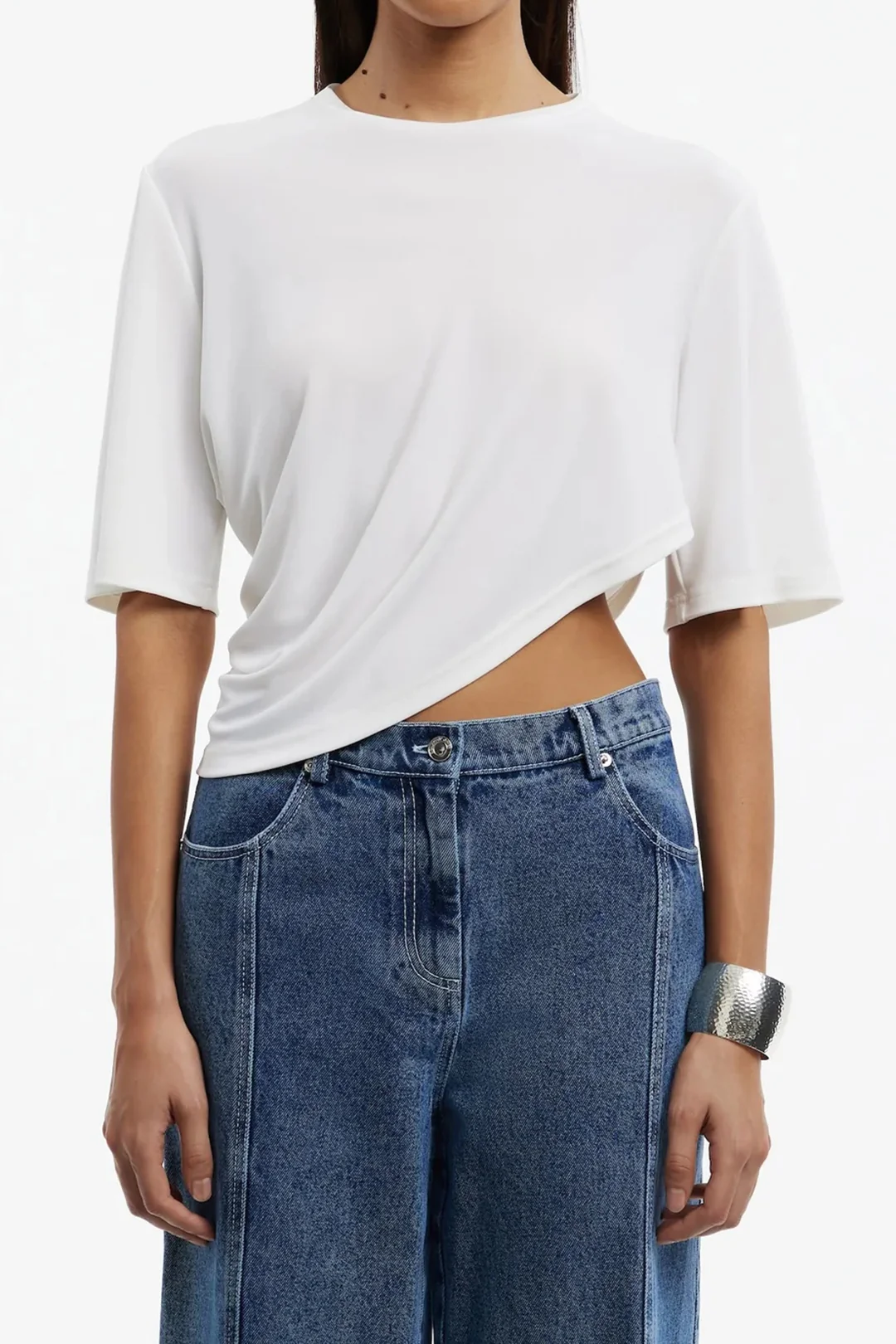 Round Neck Asymmetric Short Sleeve T-Shirt