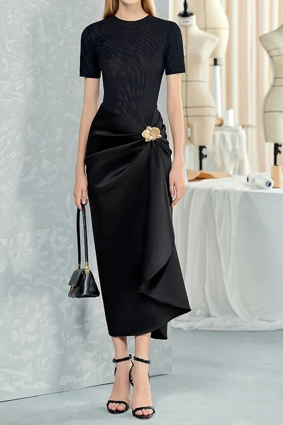 Metallic Decor Ruched Short Sleeve Midi Dress