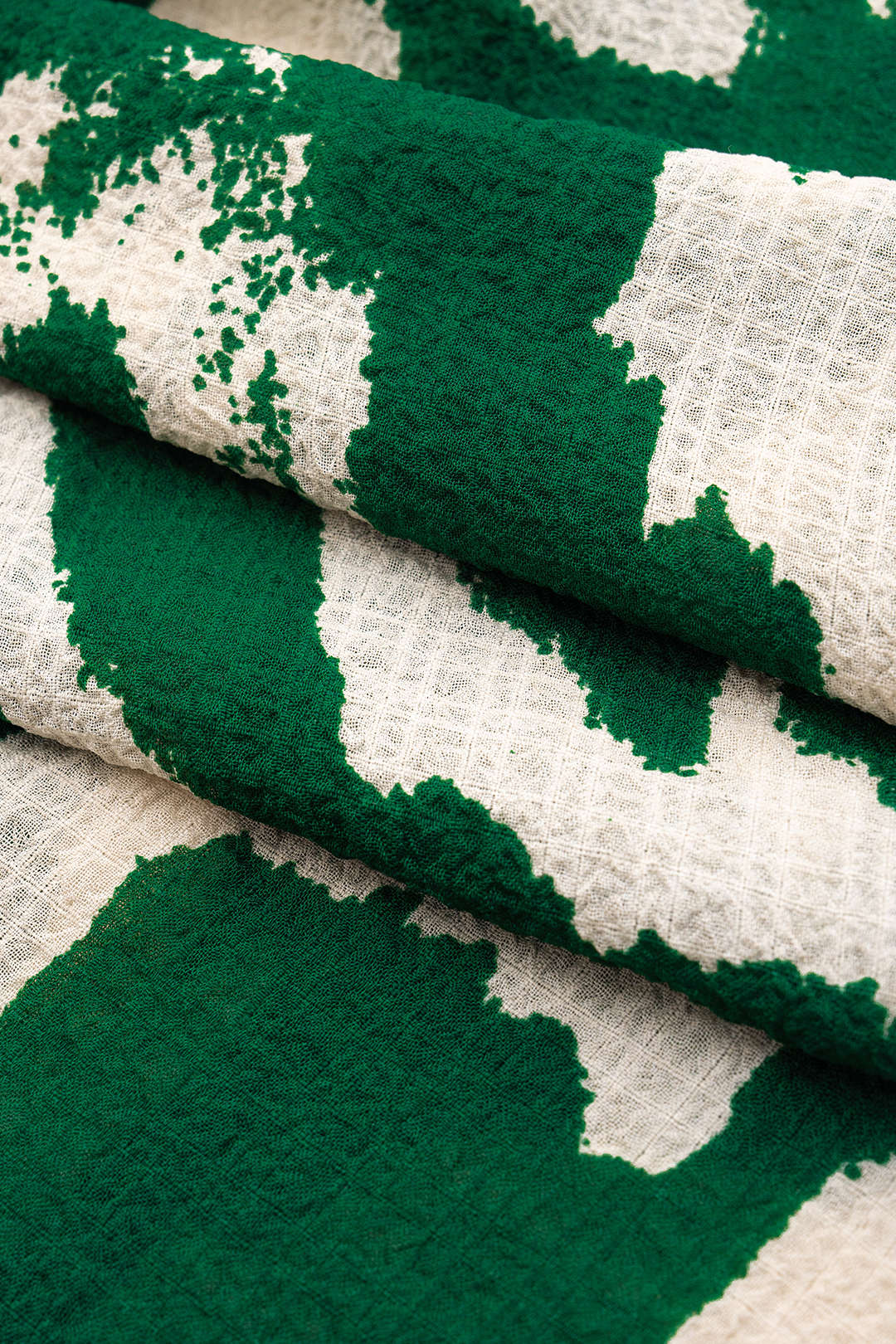 Sleeveless Tank Top and Tropical Pattern Contrast Wide Leg Trousers Set