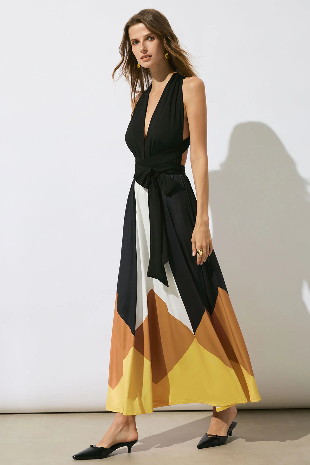 Color Block Print Tie-Up Backless Sleeveless Maxi Dress