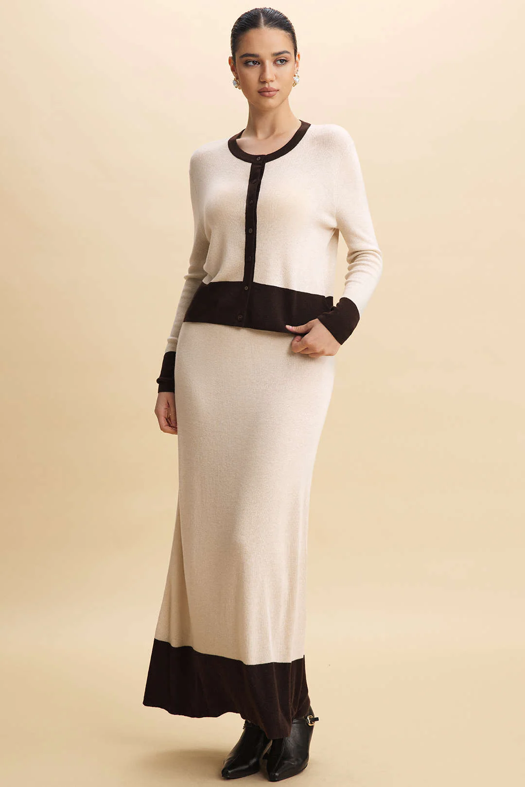 Knit Contrast Button Long-Sleeved Top