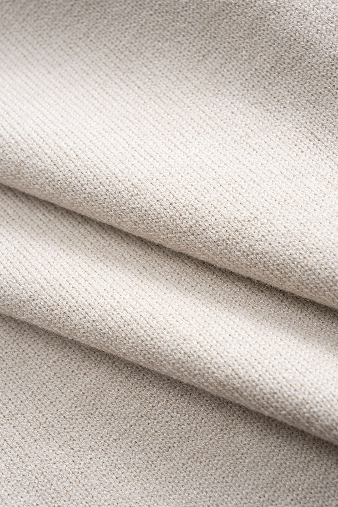 Knit Contrast Button V-Neck Long-Sleeve Top