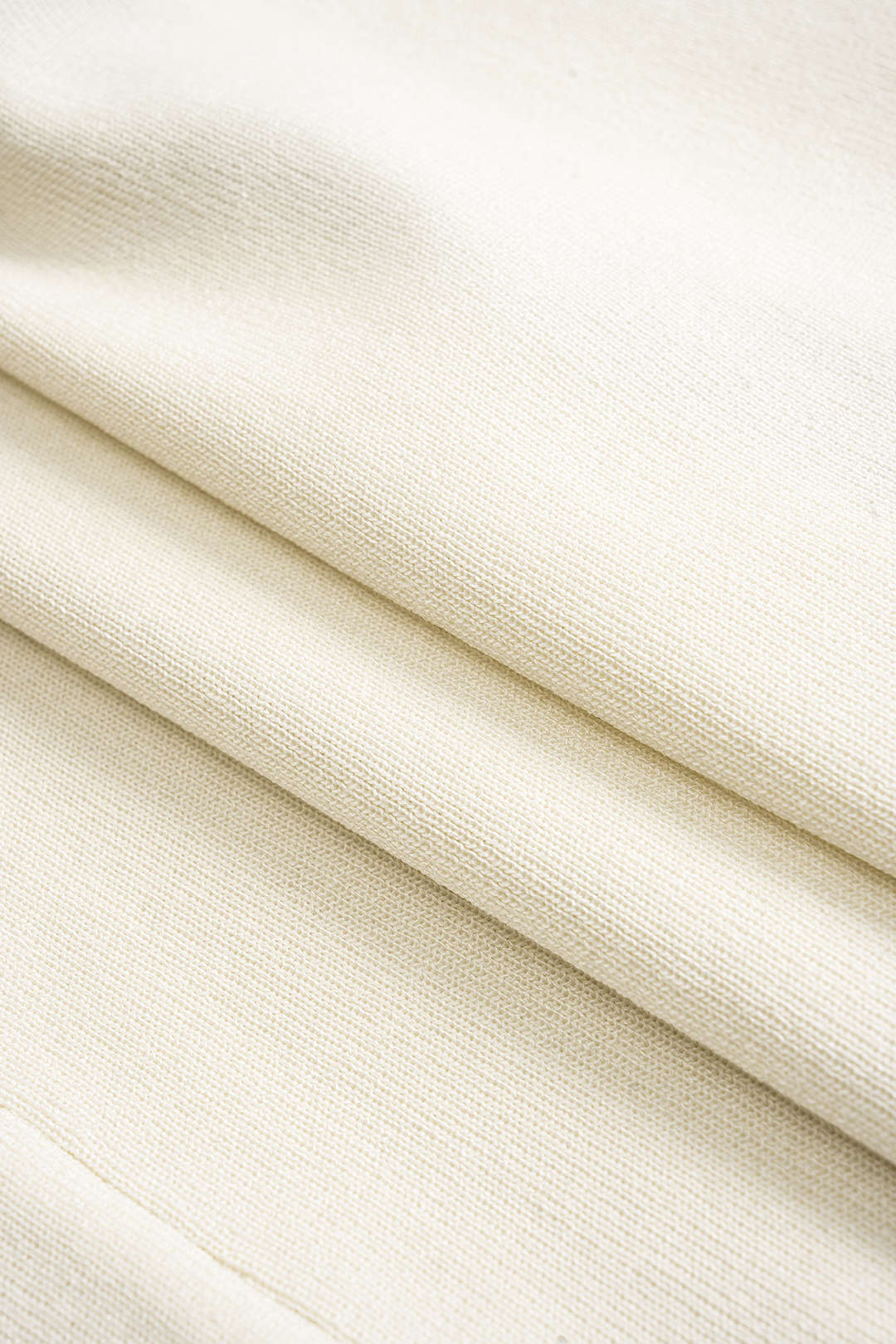 Knit V-Neck Contrast Button Tank Top