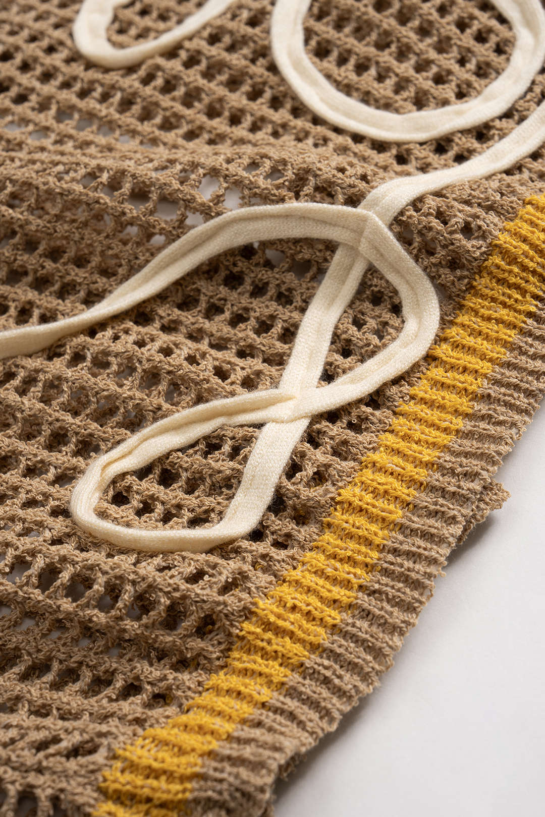 Knit 3D Embroidery Print Contrast Tie-Back Short-Sleeve Top