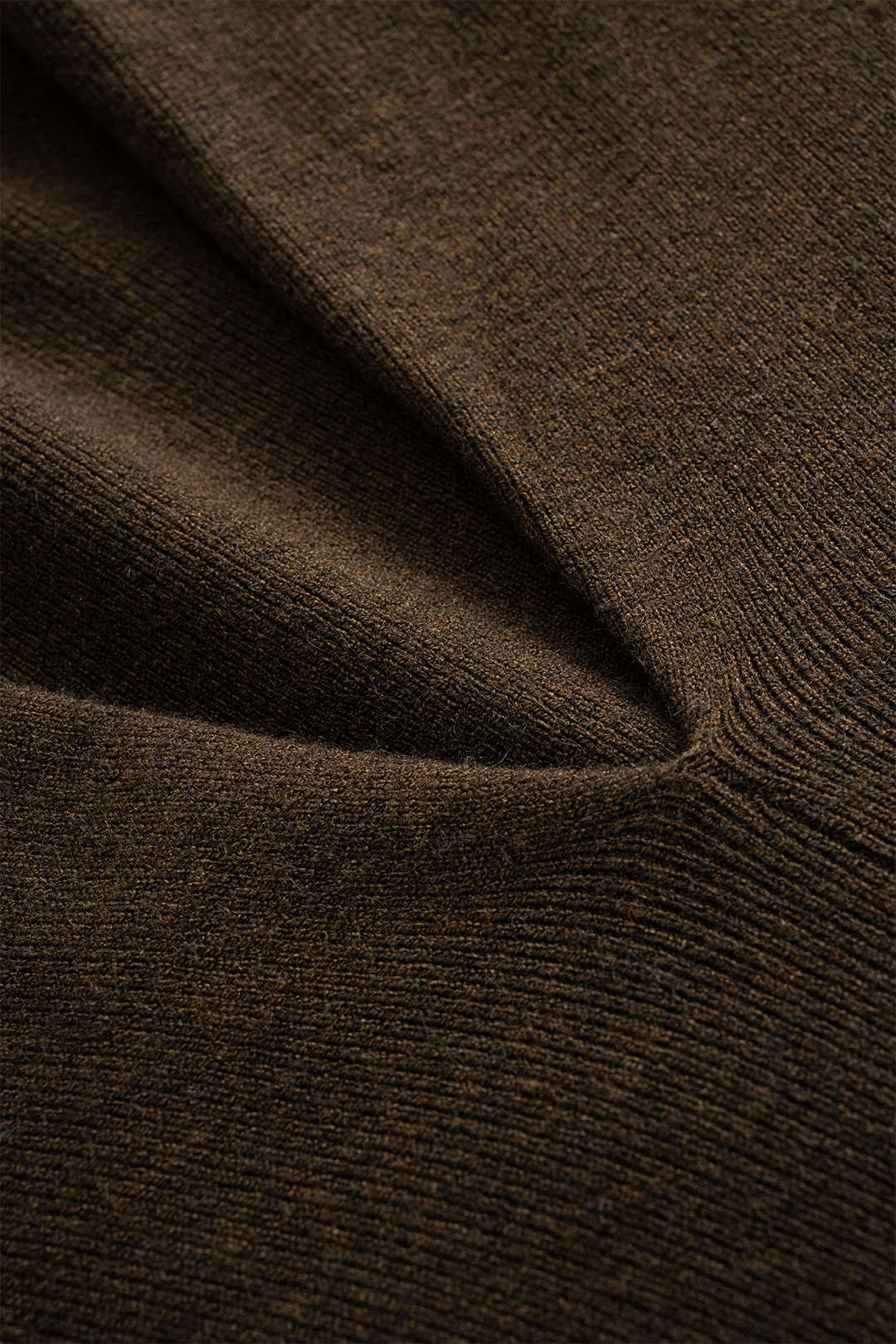 Solid Basic V-Neck Long-Sleeve Top