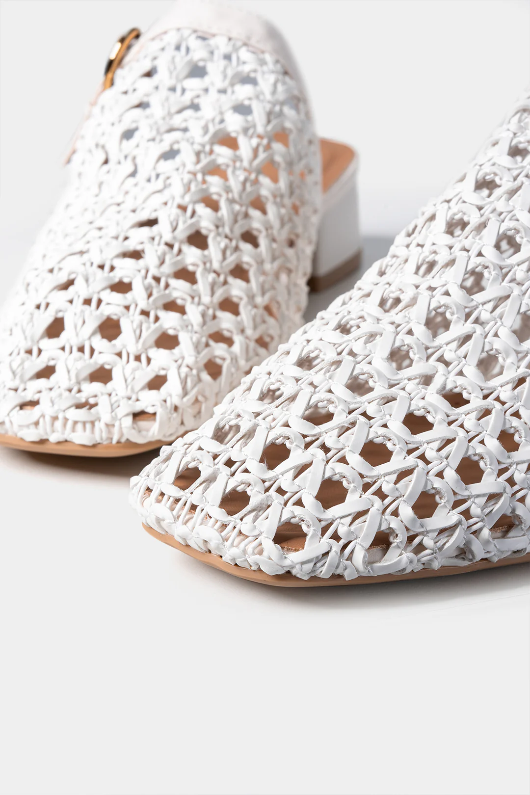 Leather Cut-Out Square-Toe Flat Shoes