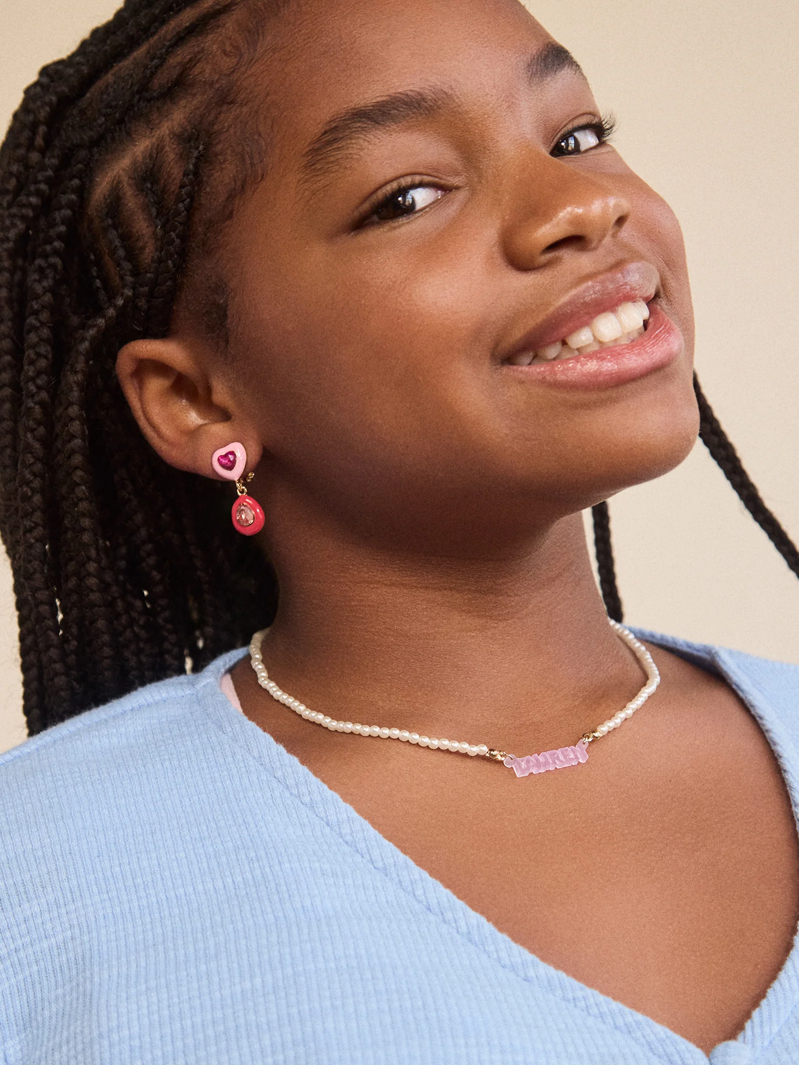 Kids' Beaded Custom Nameplate Necklace - Pearl