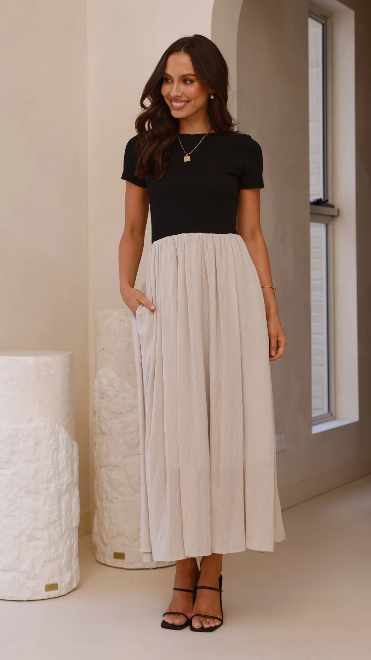 Portia Maxi Dress - Black / Cream