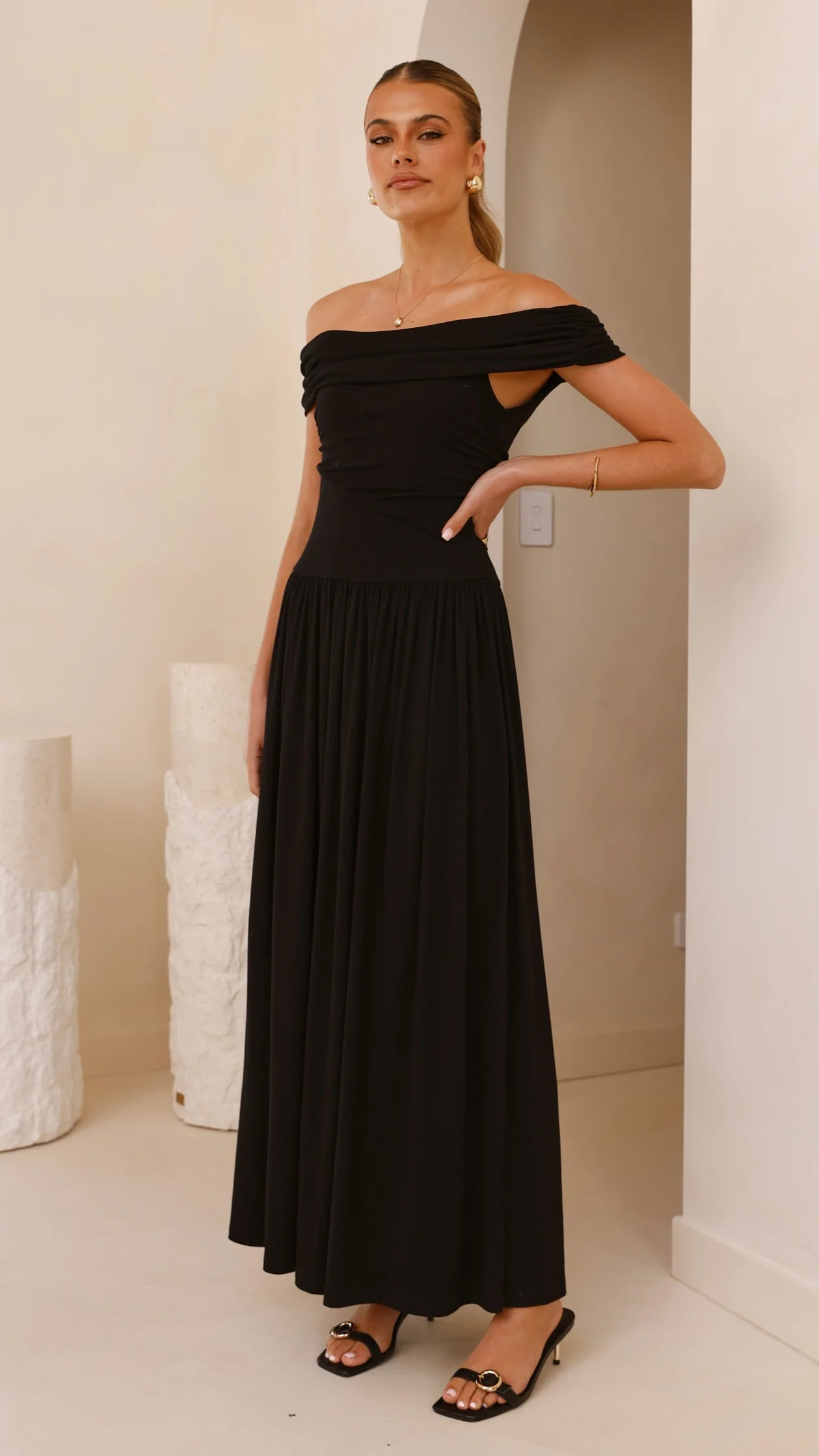 Manalla Maxi Dress - Black