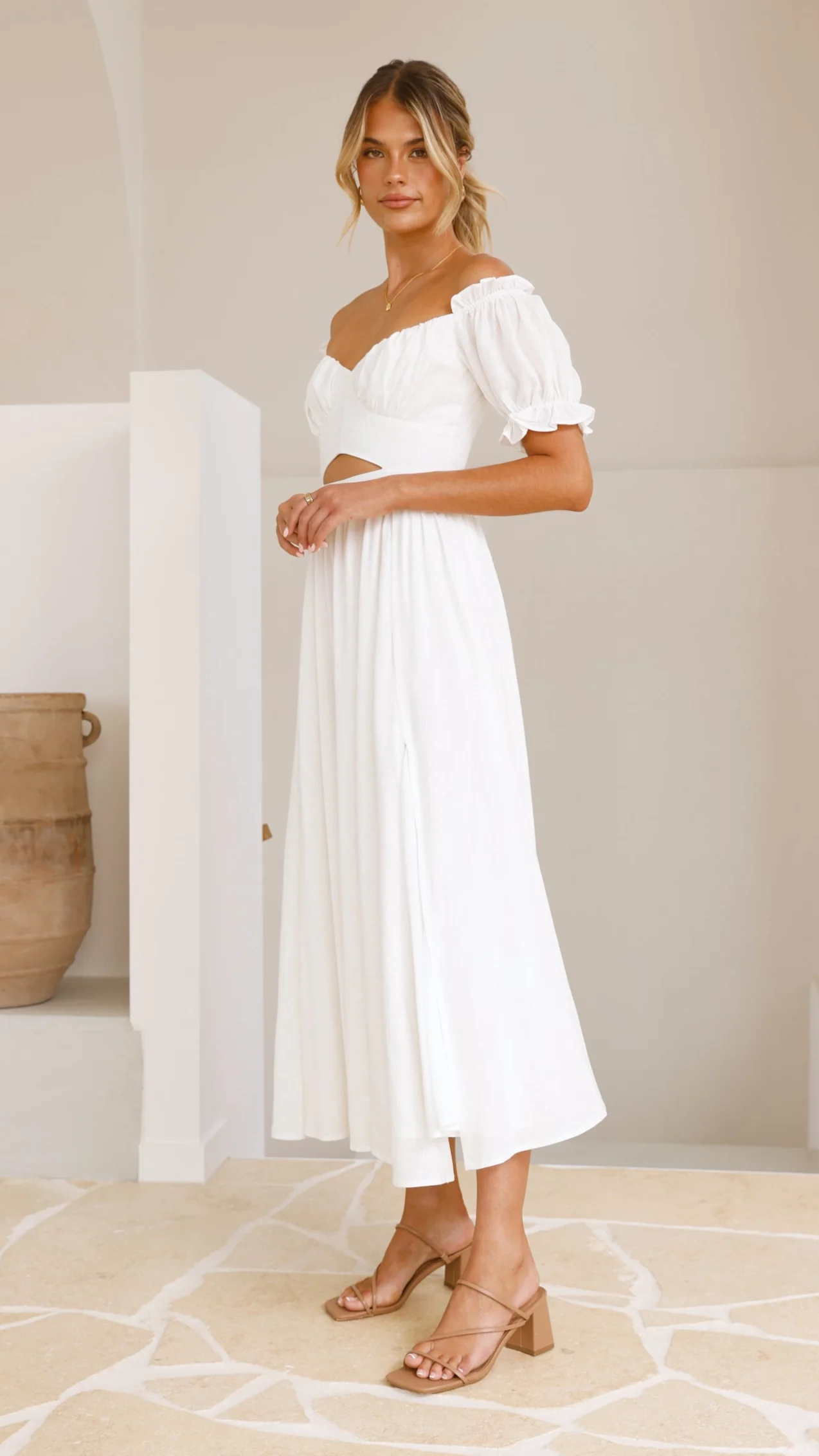 Hulu Maxi Dress - White