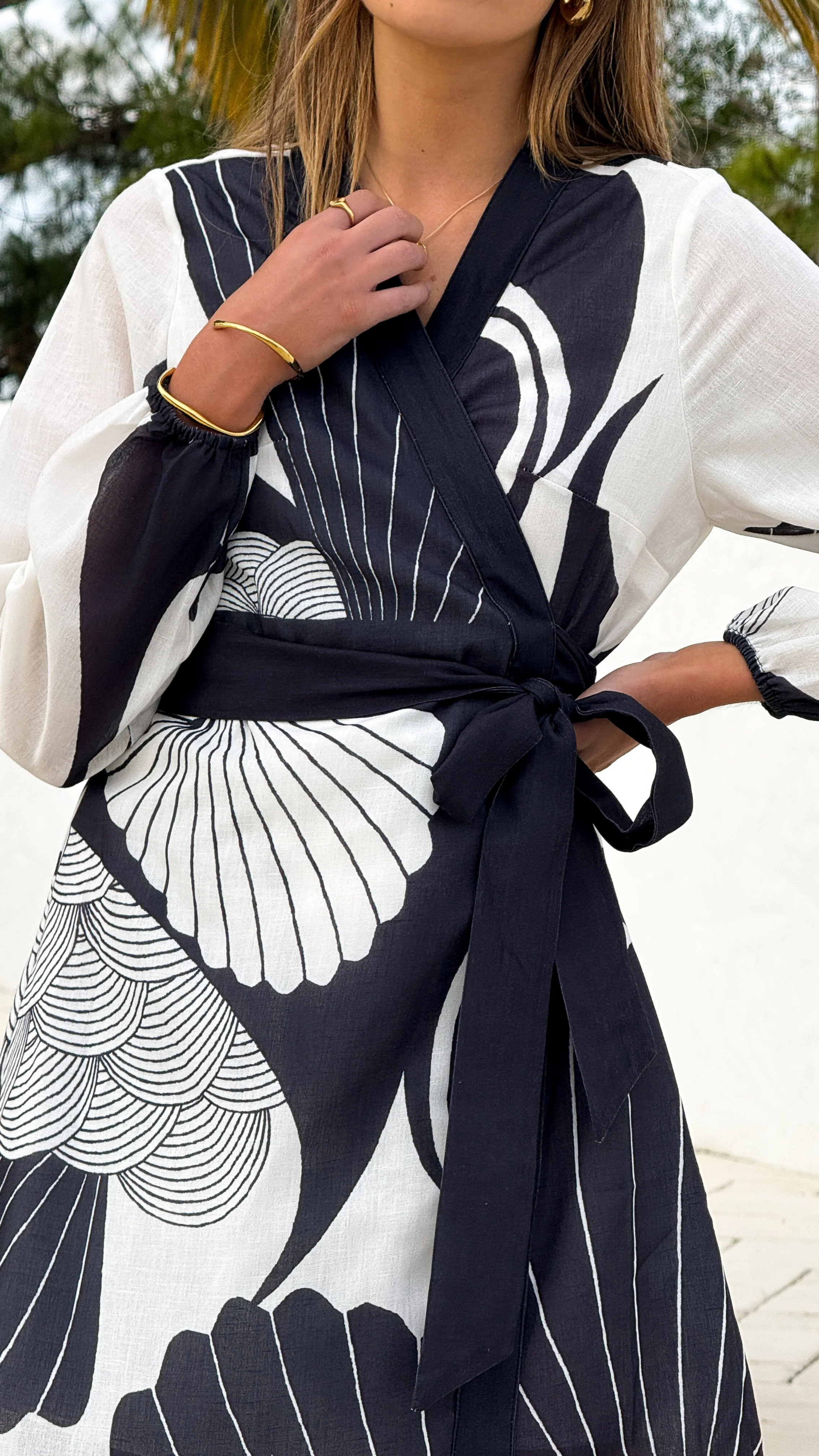 Cassidy Long Sleeve Mini Dress - White/Navy