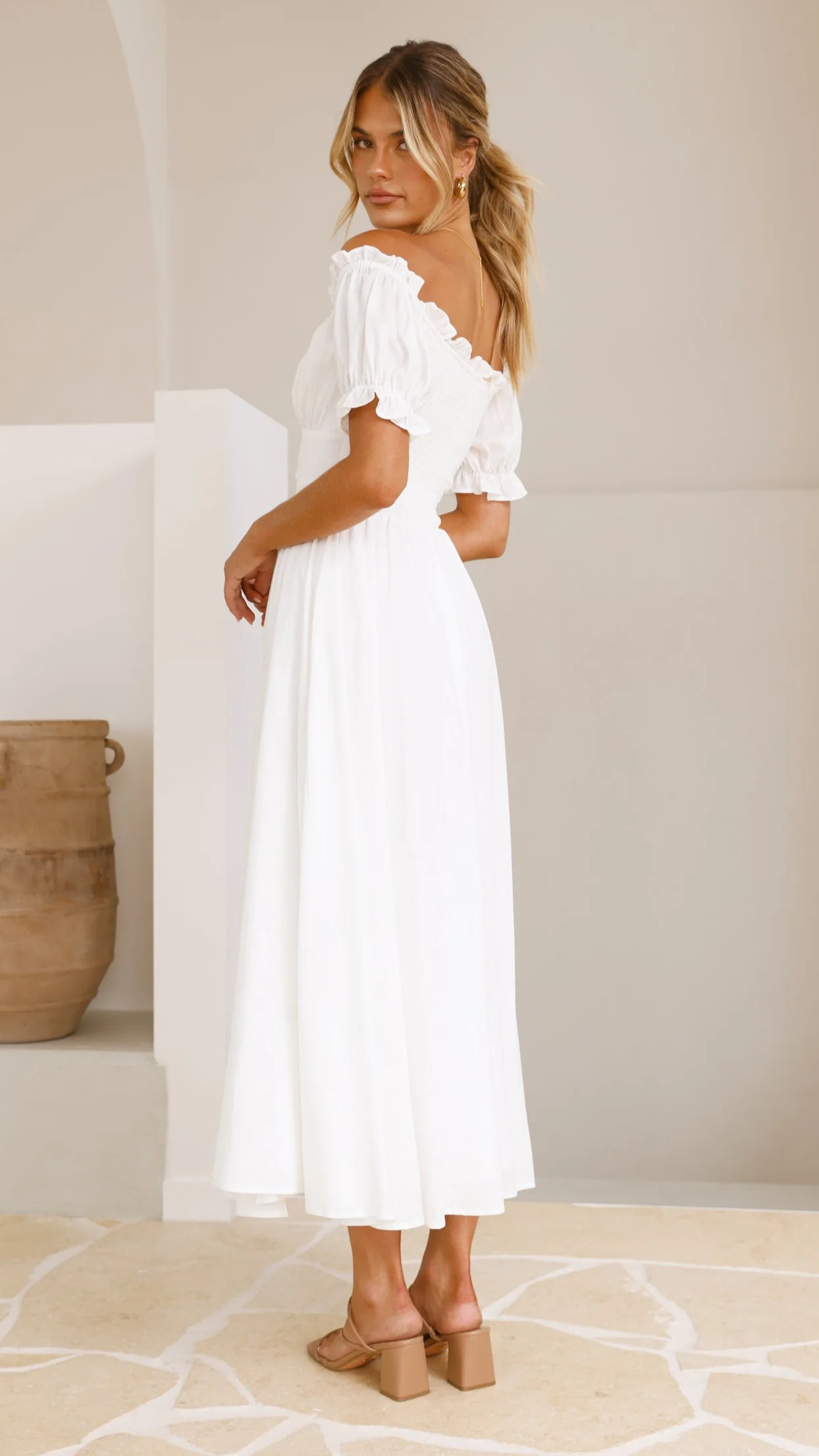 Hulu Maxi Dress - White