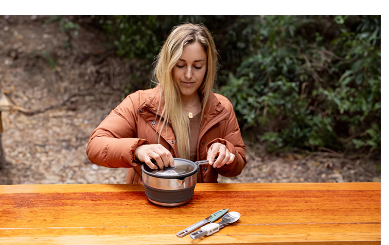 Detour Stainless Steel Collapsible Pouring Pot (Like New)