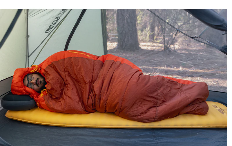Hamelin Synthetic Sleeping Bag (30°F & 15°F)