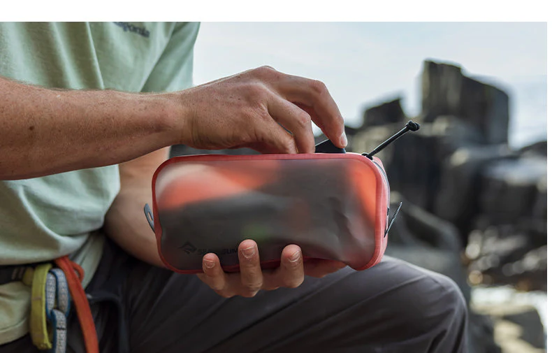 Hydraulic Packing Cube (Like New)