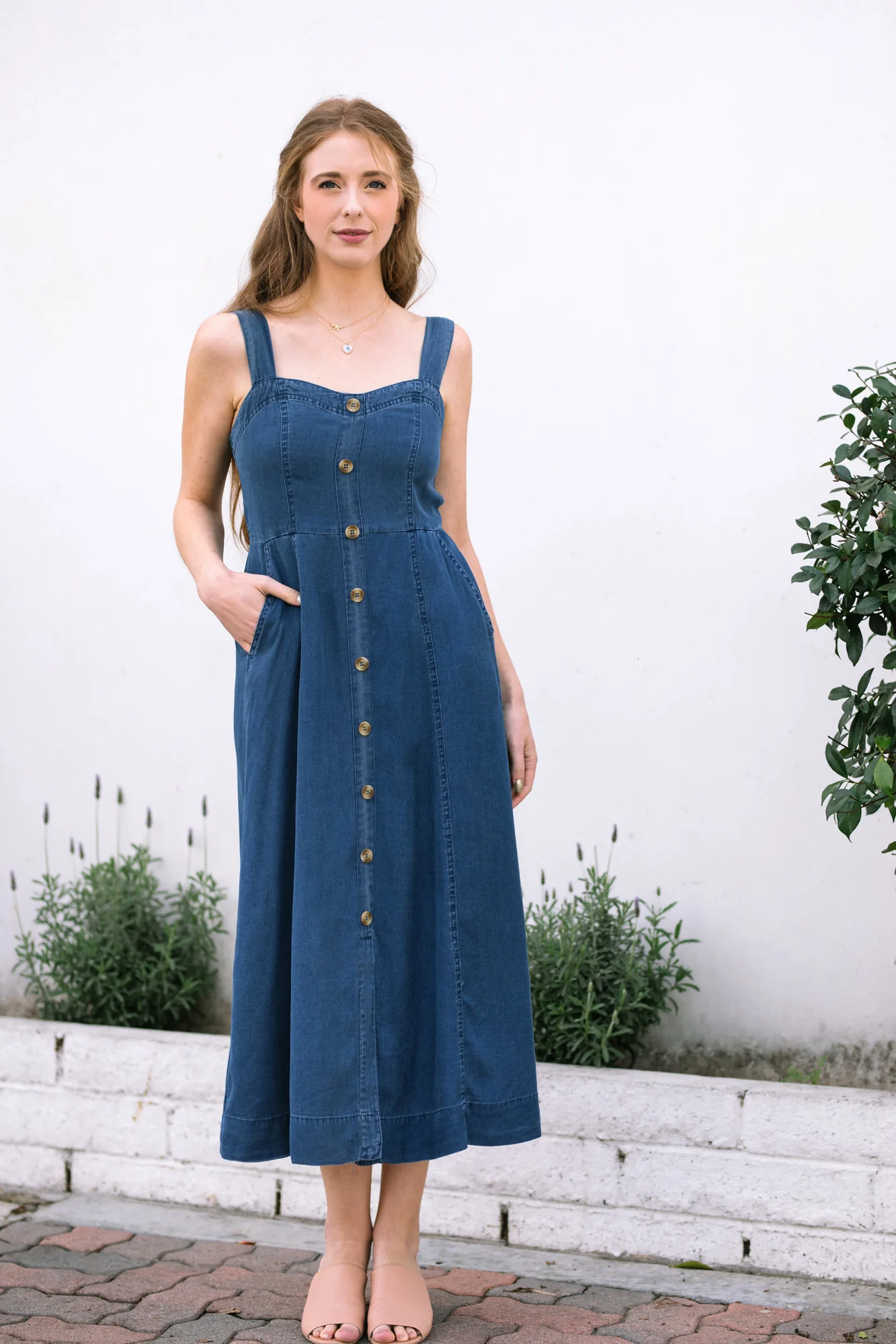 Belen Sweetheart Buttoned Dress