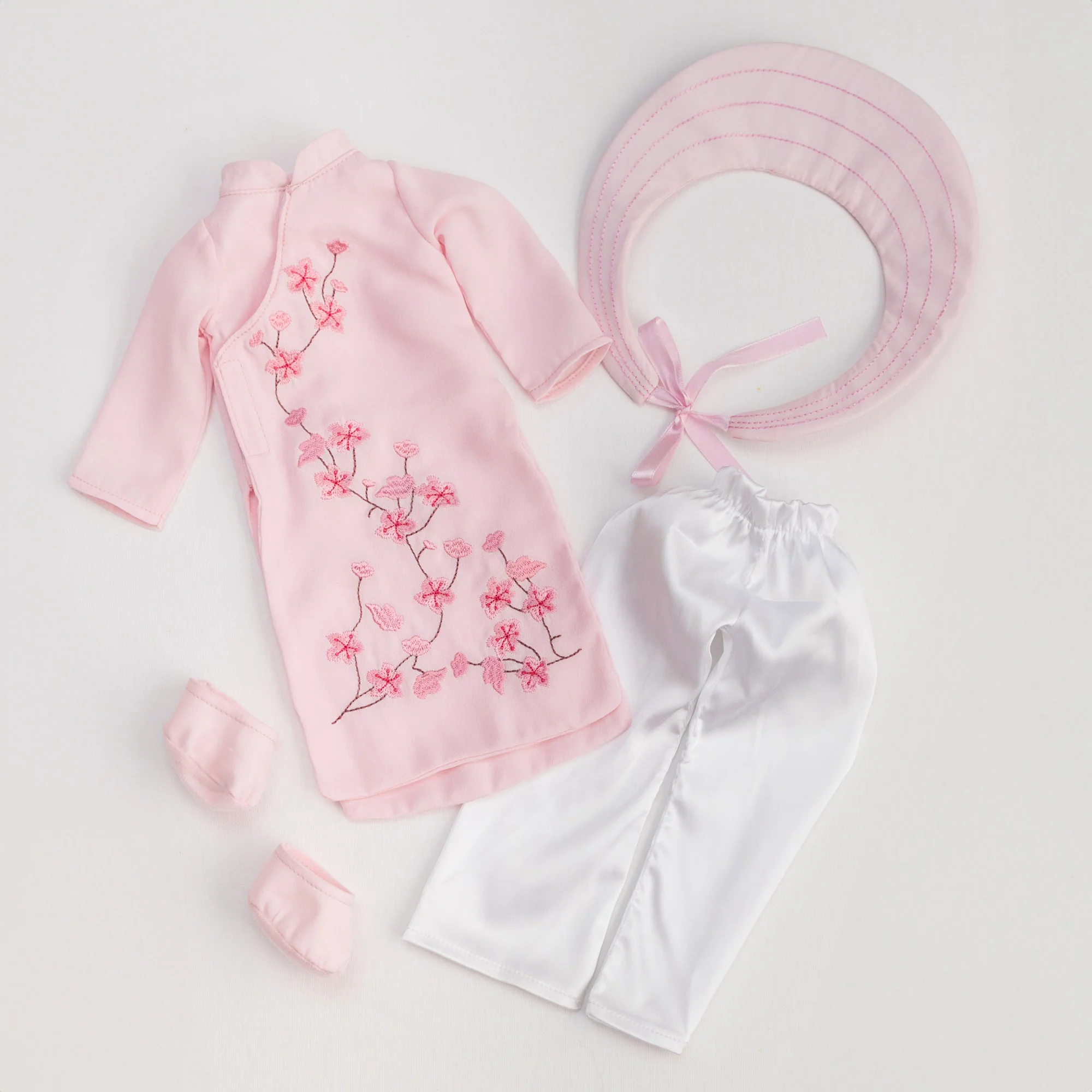 Cultural Clothing Set