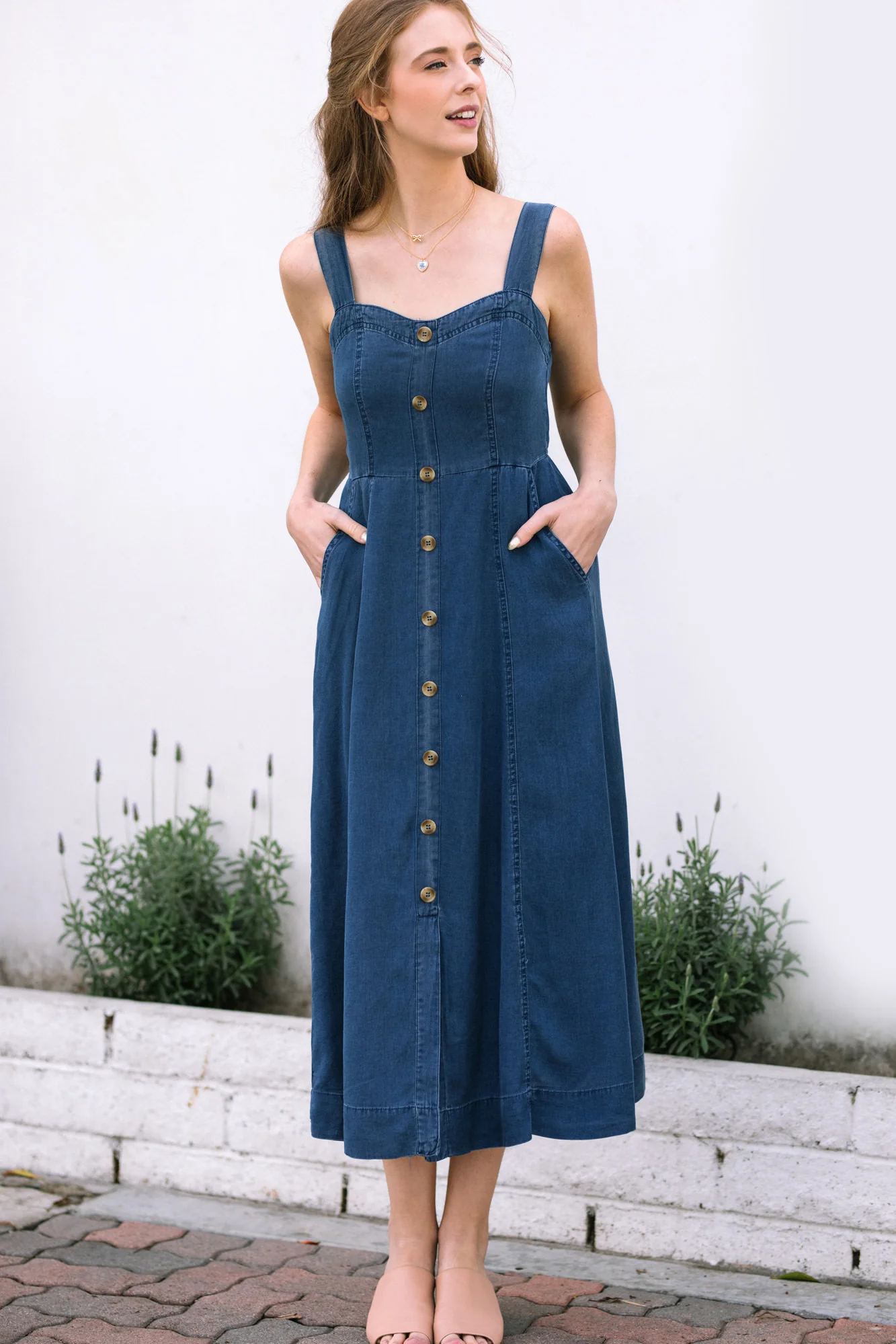 Belen Sweetheart Buttoned Dress