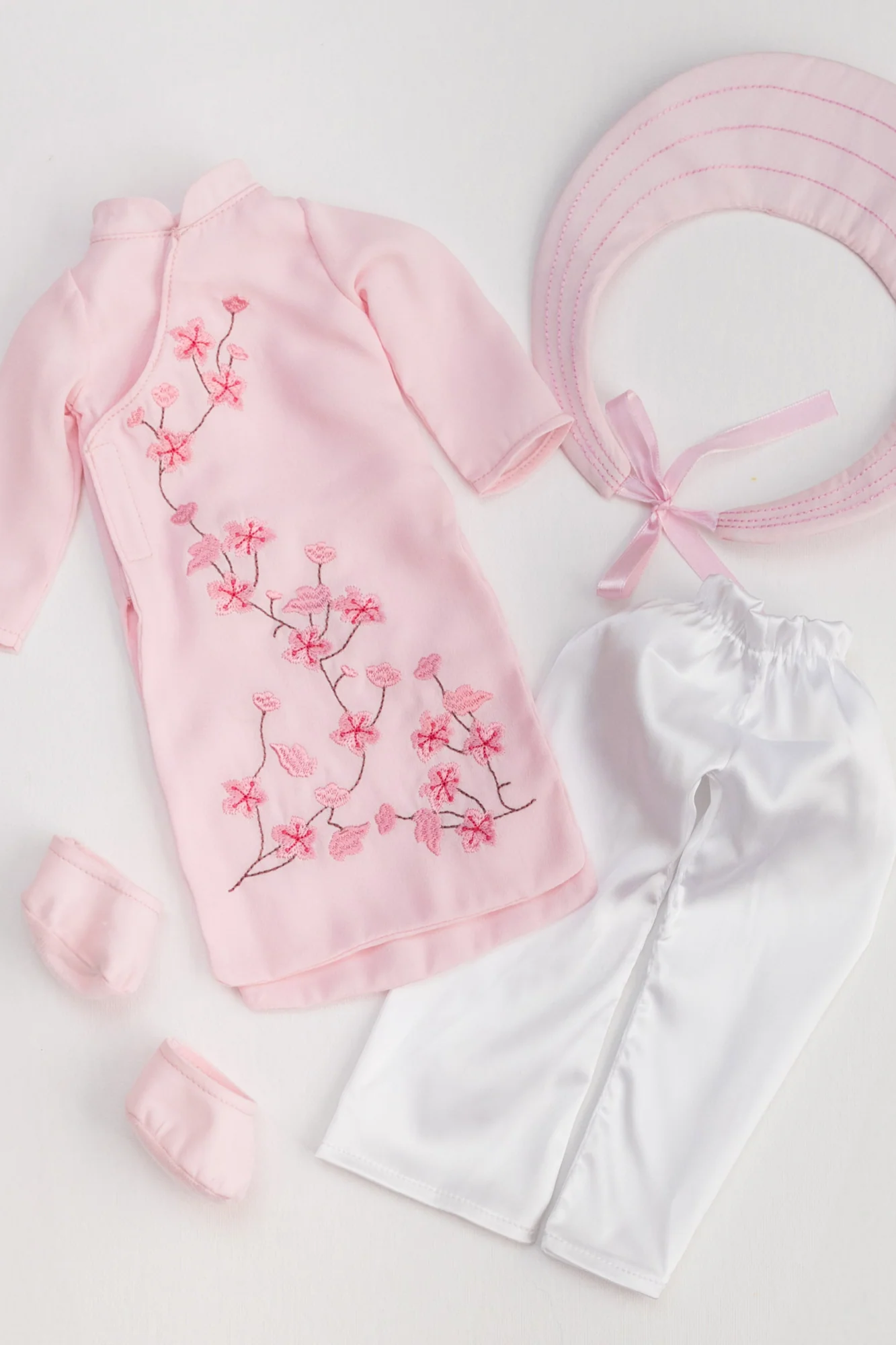 Cultural Clothing Set