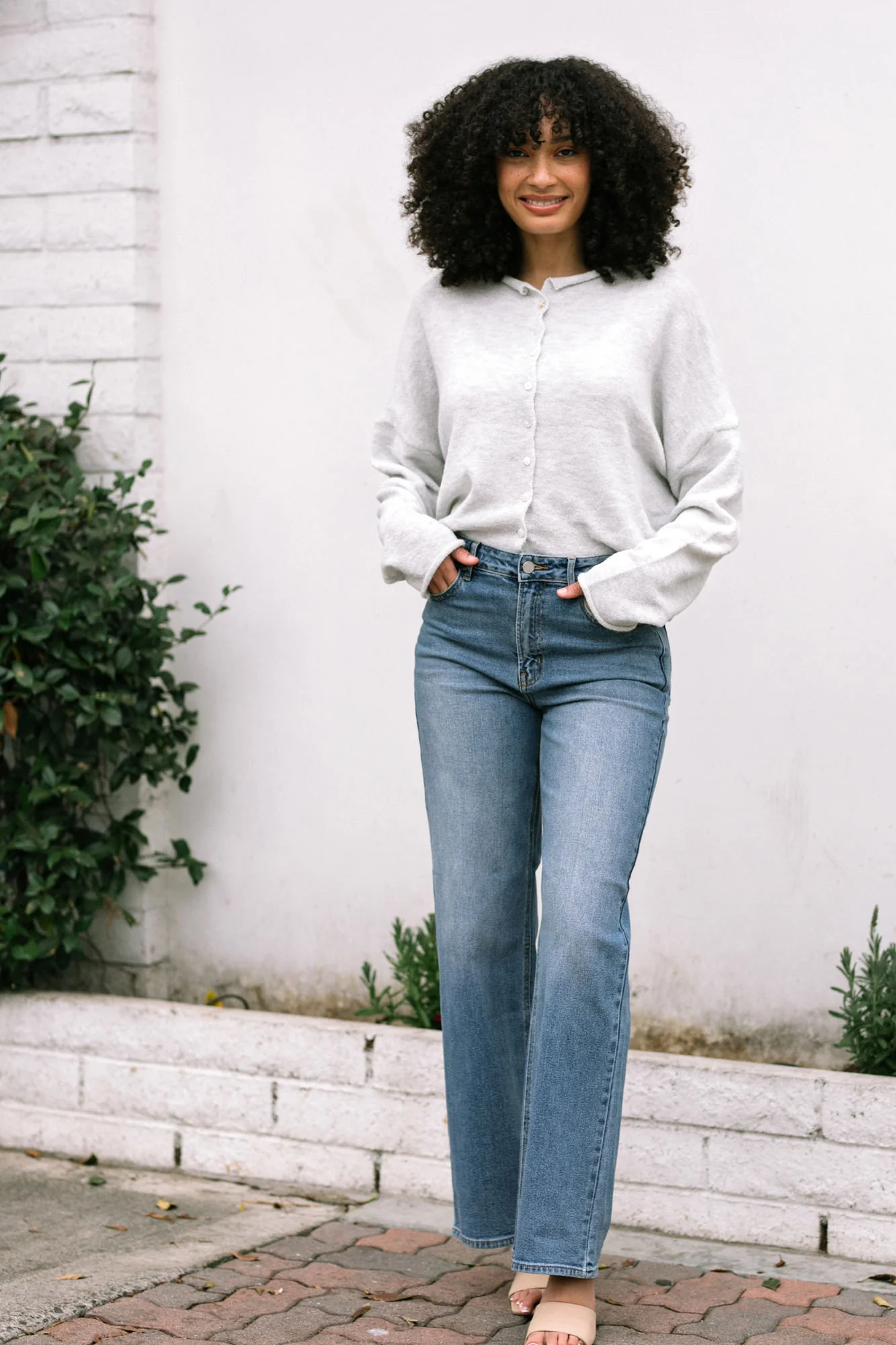 Robbie Straight Leg Jeans