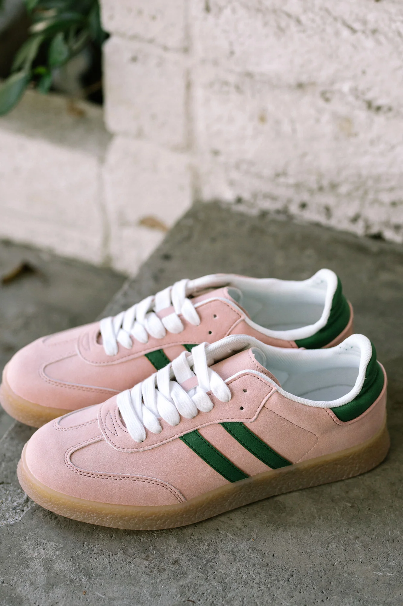 Double Stripe Sneakers