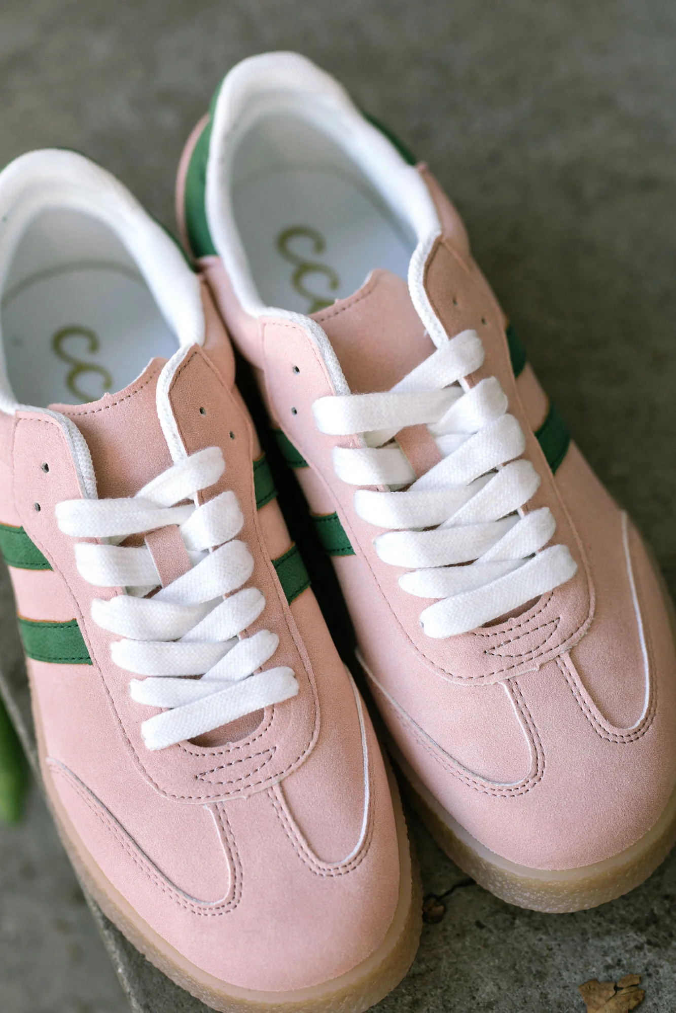 Double Stripe Sneakers