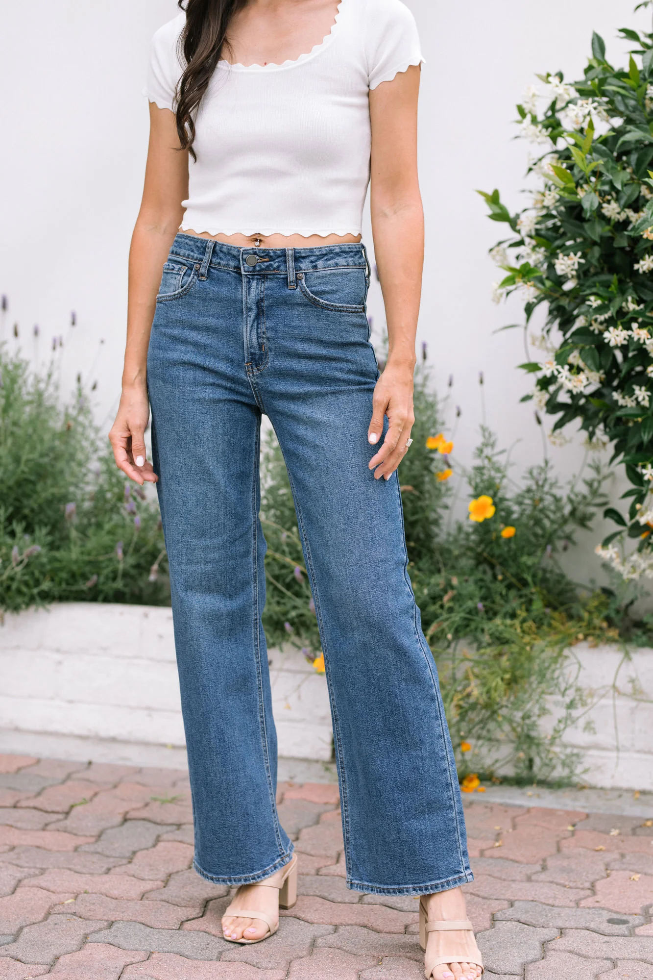 Robbie Straight Leg Jeans