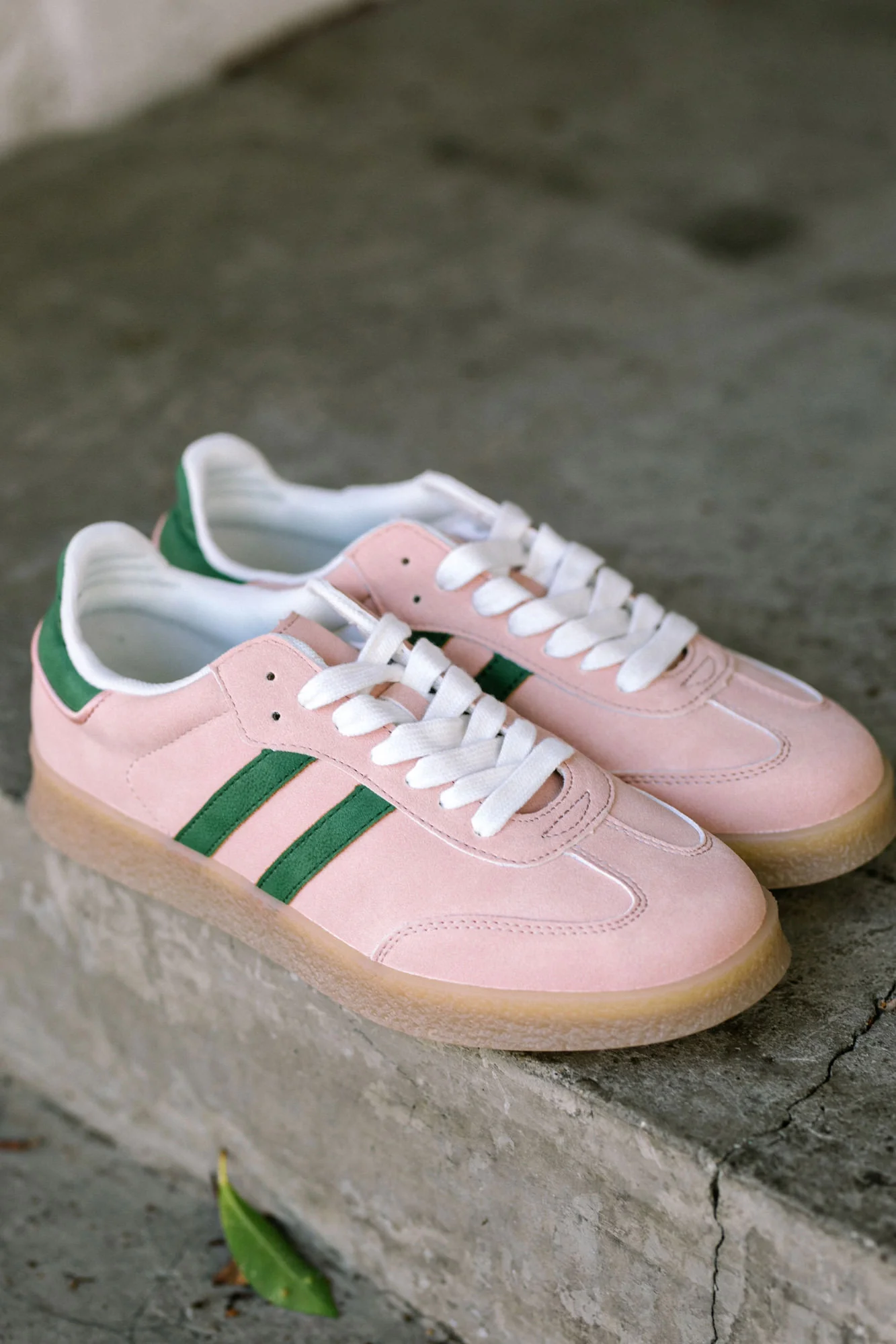 Double Stripe Sneakers