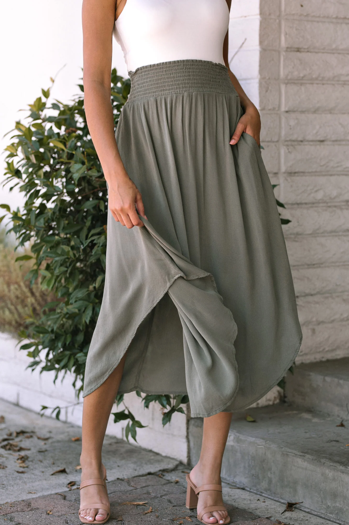 Round Hem Skirt