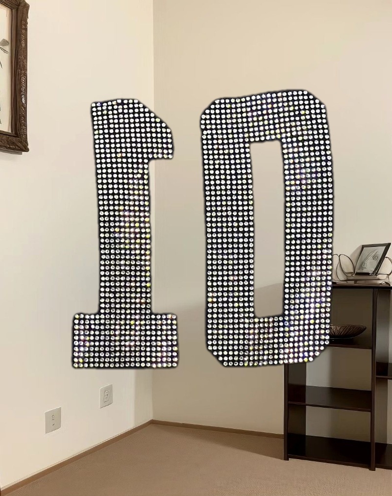 Jionni Sweater Dress in Hotfix Black