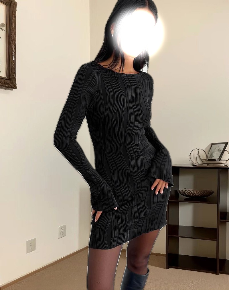 Sevila Long Sleeve Mini Dress in Crinkle Black
