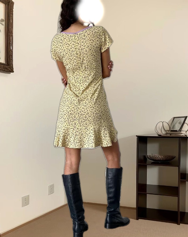 Gysele Mini Dress in Flowing Flower Yellow