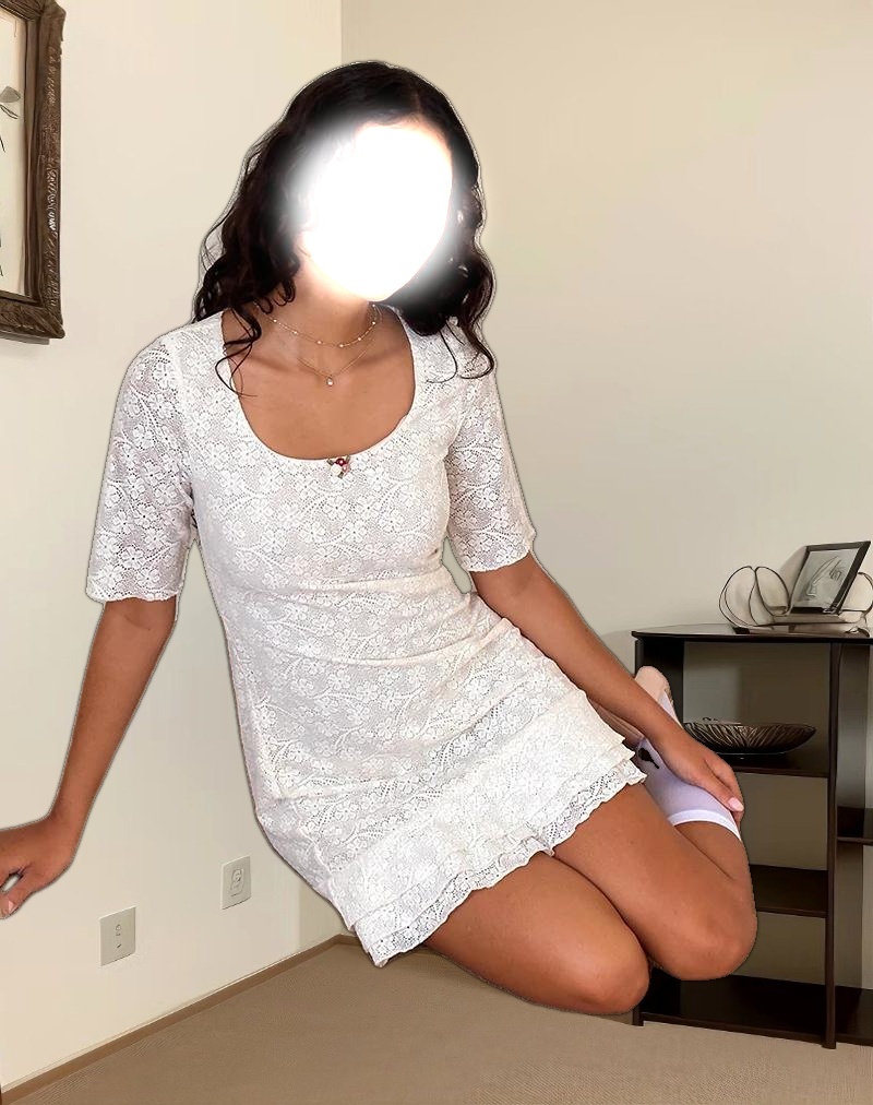 Fredrika Mini Dress in Lace Ivory