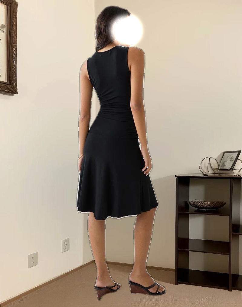 Laluma Midi Dress in Black