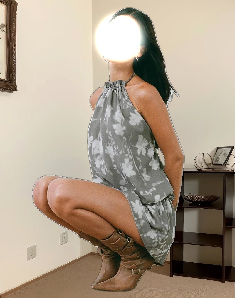 Veloria Mini Dress in Blurred Floral Grey