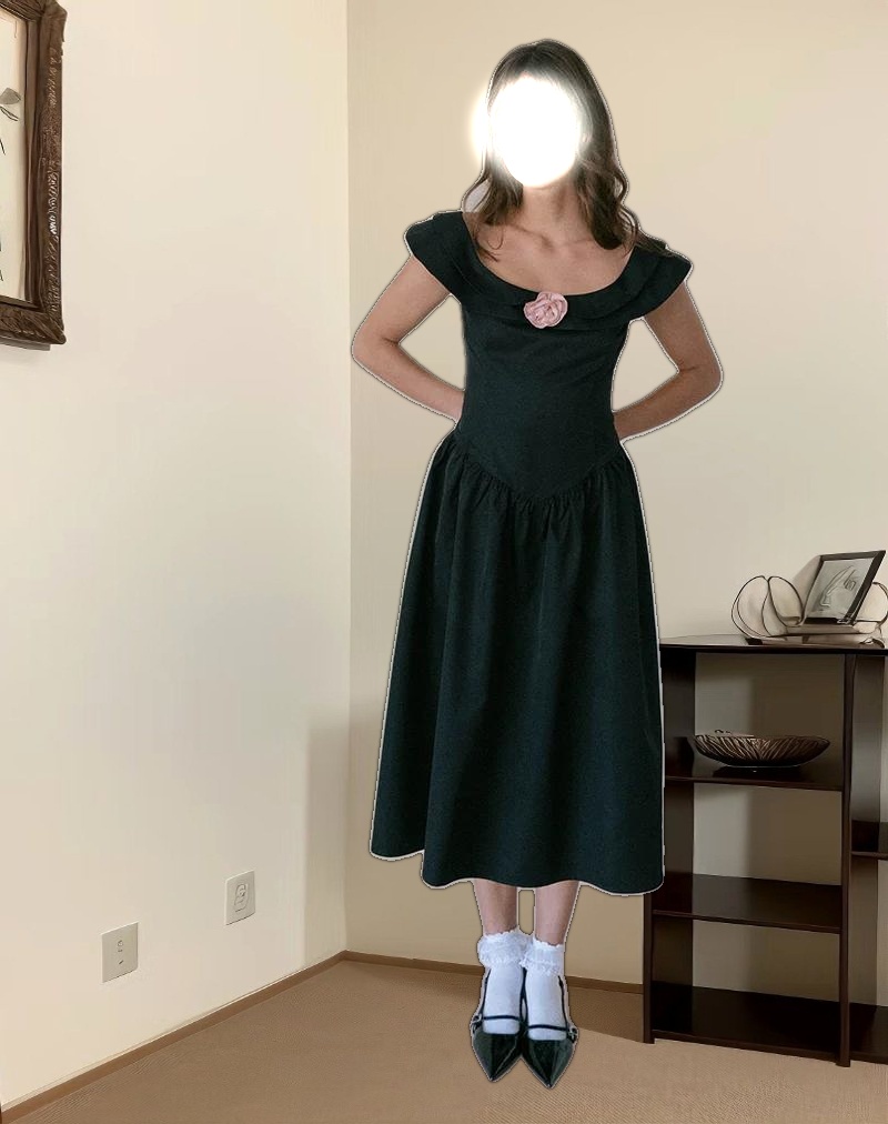 Radovan Midi Dress in Black