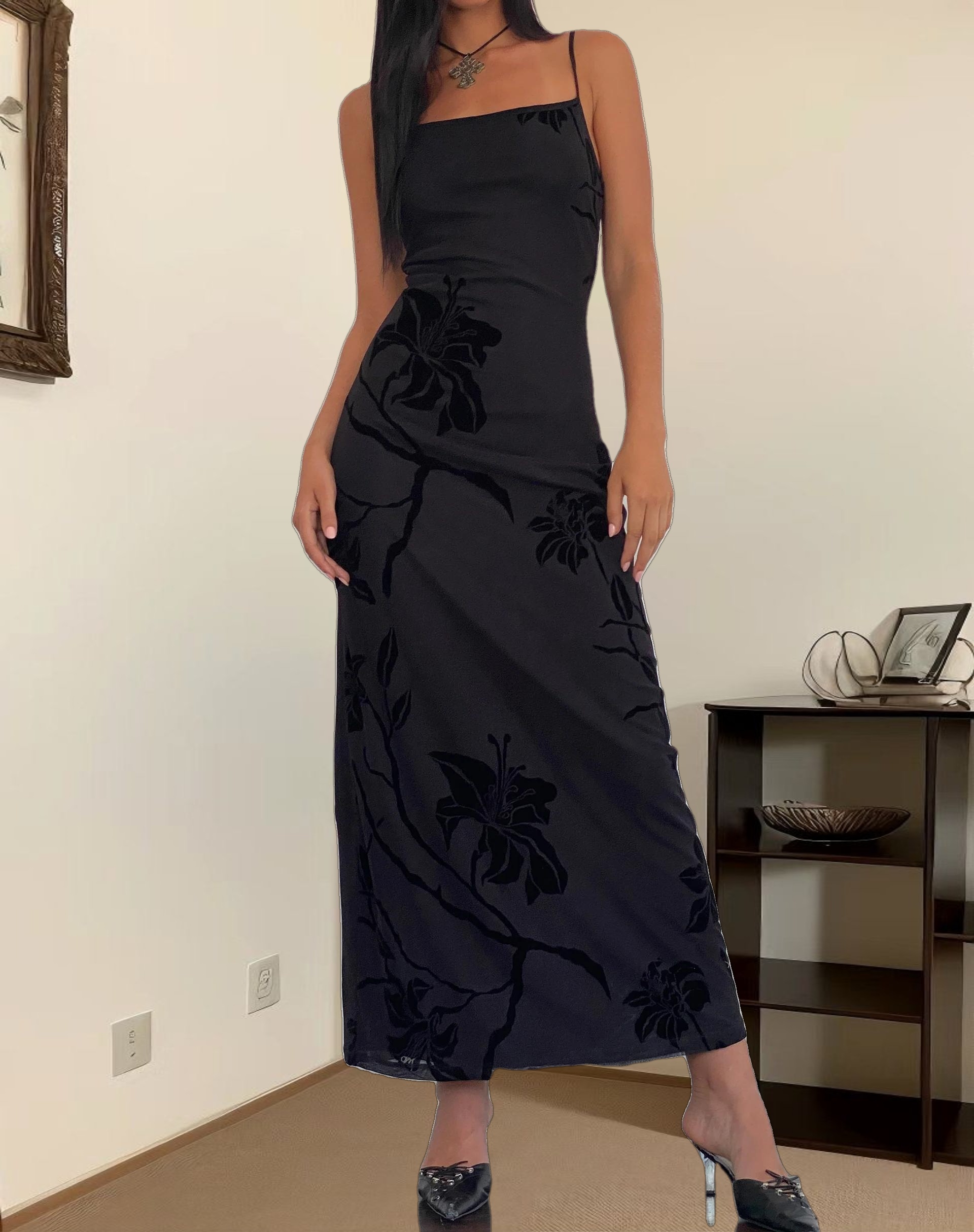 Nodu Maxi Dress in Orchids Flock Black